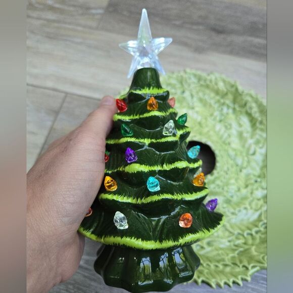 Ceramic tree and serving bowl dish holiday center piece - Picture 4 of 13